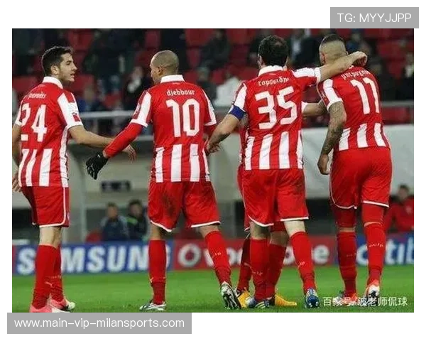 奥林匹亚科斯准备通过友谊赛检验新战术结构，开启赛季新篇章