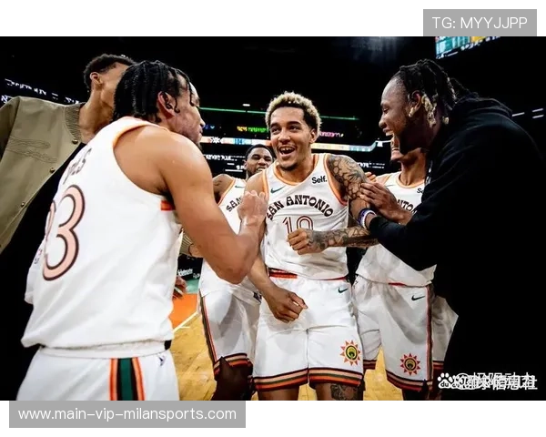 马刺封锁突破路线，独行侠只能投远