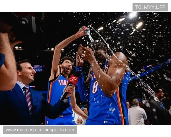 雷霆战术体系成熟全队共享球次数冠绝联盟