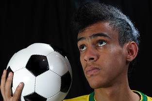 米兰体育网页版登录-凯尔特人防守端改进显著，保持领先优势，凯尔特人控球后卫是谁